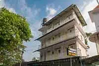 Deluxe room for business travelers Kochi